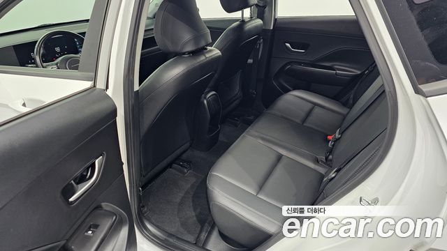 Hyundai Kona 2023 — photo 17