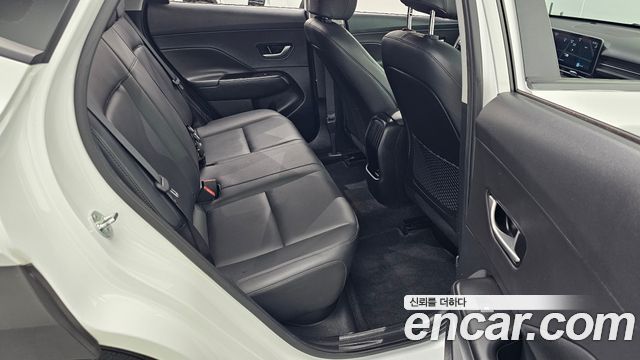 Hyundai Kona 2023 — photo 18