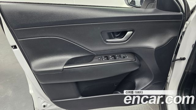 Hyundai Kona 2023 — photo 14