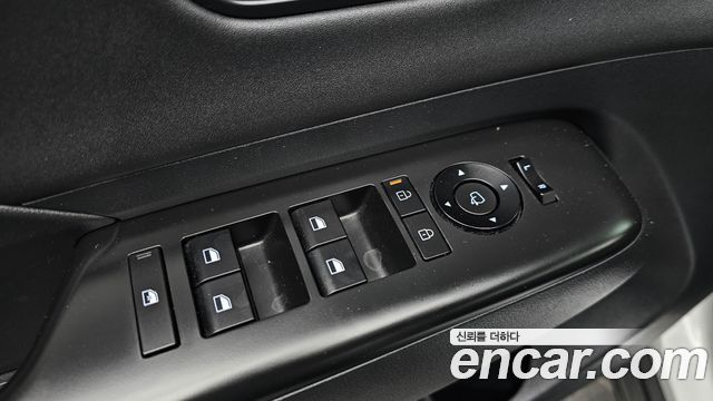Hyundai Kona 2023 — photo 27