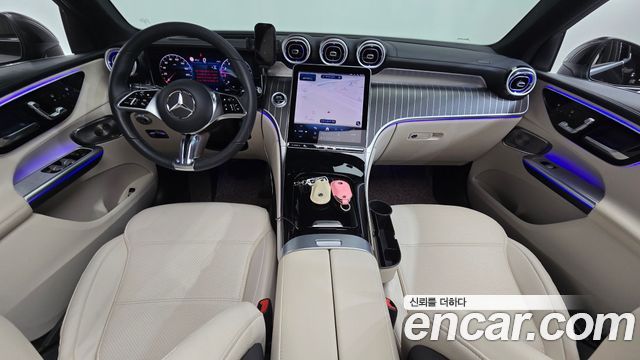 Mercedes-Benz GLC-Class 2025 — photo 10