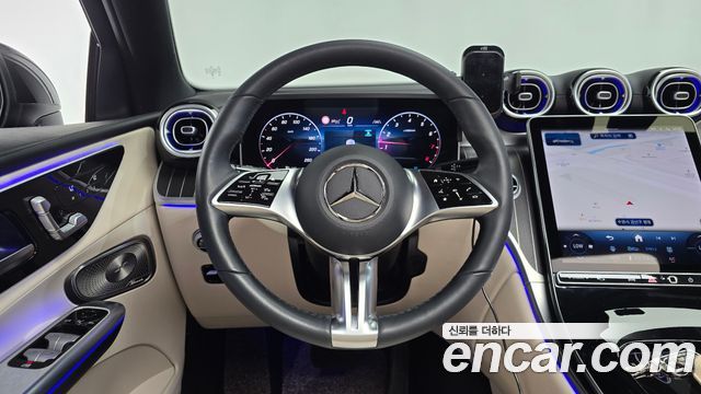 Mercedes-Benz GLC-Class 2025 — photo 20