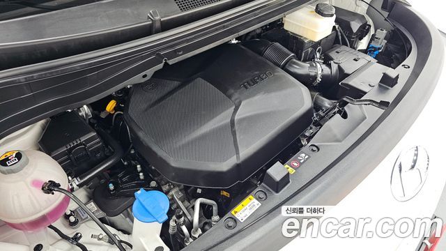 Hyundai Staria 2023 — photo 6