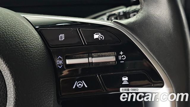 Hyundai Staria 2023 — photo 13