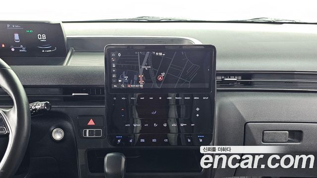 Hyundai Staria 2023 — photo 14