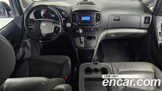 Hyundai Starex 2016 — photo 10