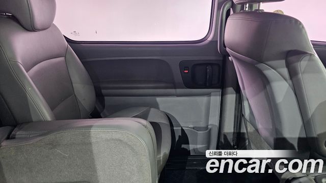 Hyundai Starex 2016 — photo 15