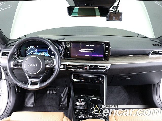 Kia K5 2022 — photo 13