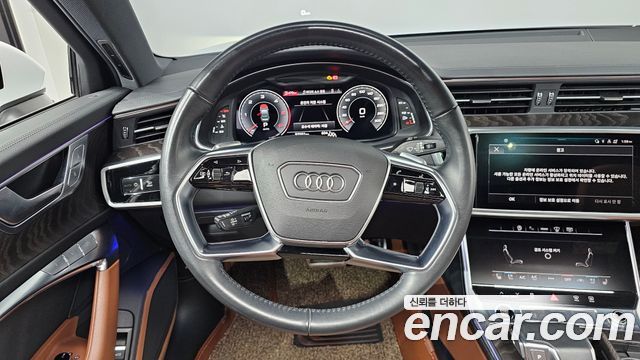 Audi A6 2021 — photo 19