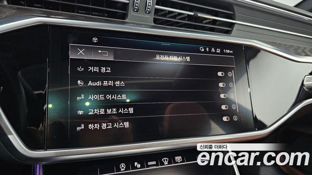 Audi A6 2021 — photo 22