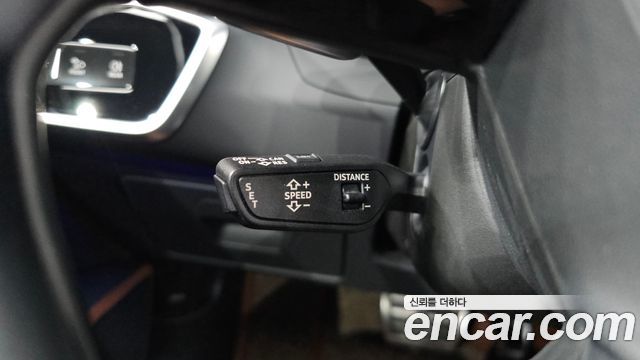 Audi A6 2021 — photo 28