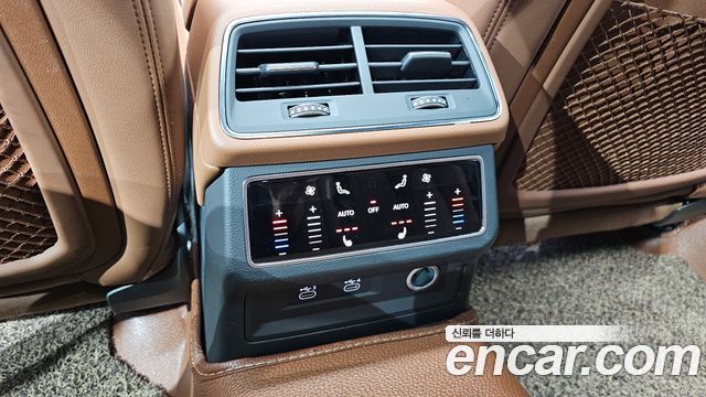 Audi A6 2021 — photo 29