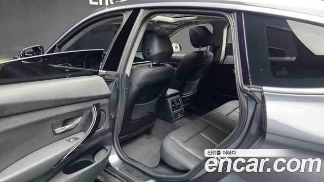 BMW Gran Turismo 2020 — photo 16