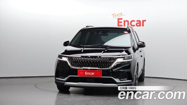 Kia Canival 2023 — photo 3