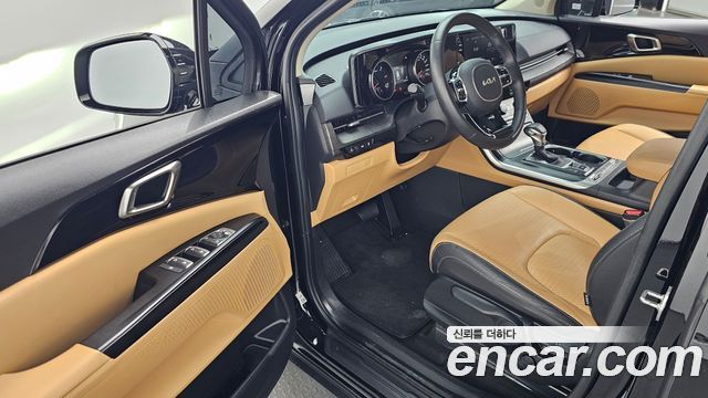 Kia Canival 2023 — photo 13