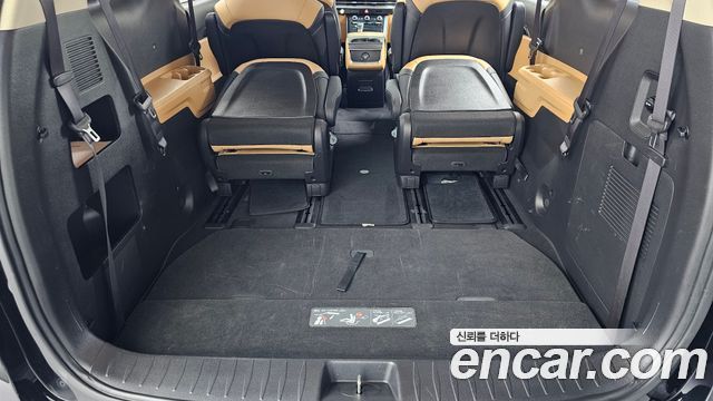 Kia Canival 2023 — photo 22
