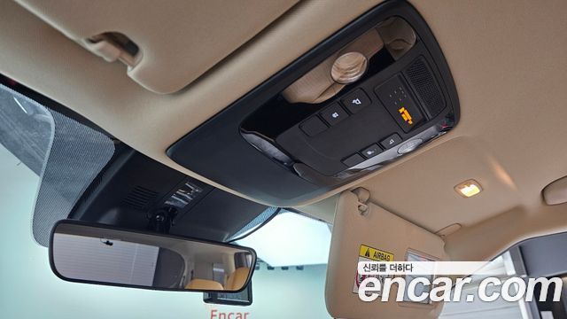 Kia Canival 2023 — photo 23