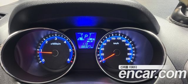 Hyundai Tucson 2011 — photo 8