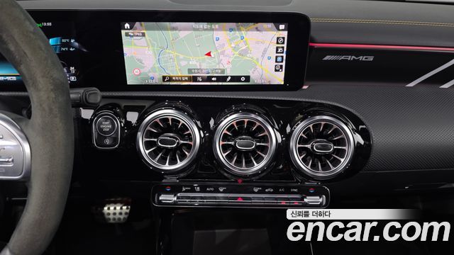 Mercedes-Benz CLA-Class 2022 — photo 19