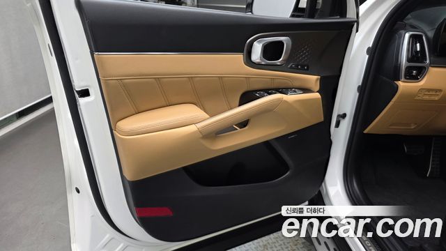Kia Sorento 2023 — photo 14