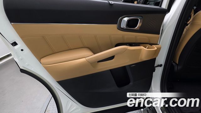 Kia Sorento 2023 — photo 15