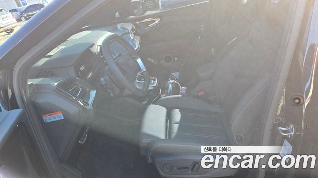 Audi Q4 e-tron 2026 — photo 9