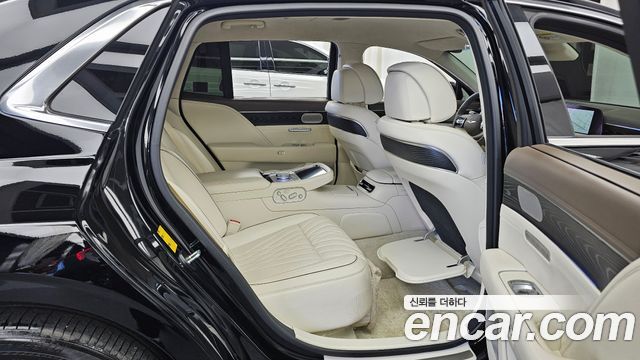 Genesis G90 2022 — photo 17