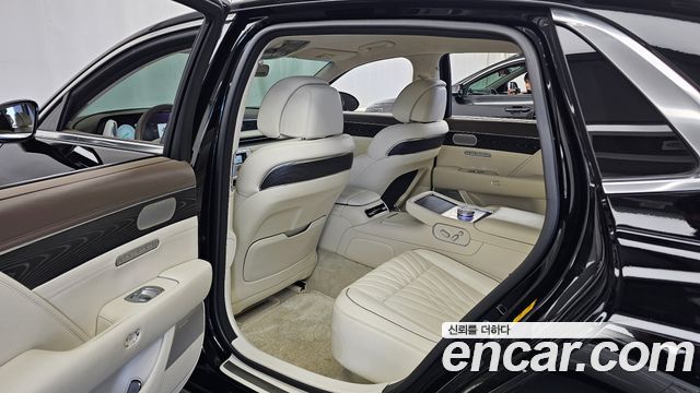Genesis G90 2022 — photo 18
