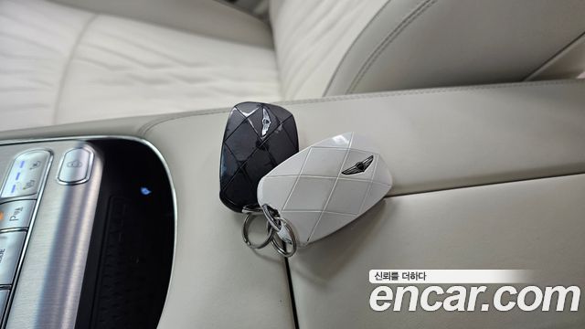 Genesis G90 2022 — photo 22