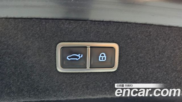 Genesis G90 2022 — photo 24