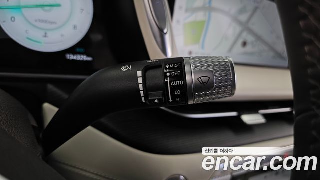 Genesis G90 2022 — photo 30