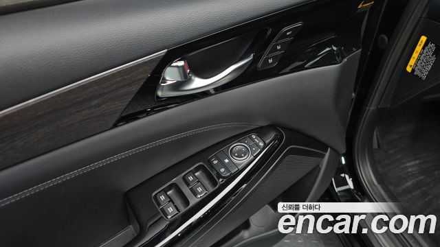 Kia K7 2020 — photo 21