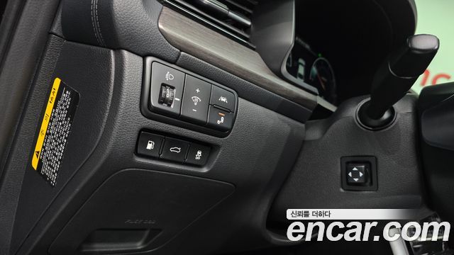 Kia K7 2020 — photo 22