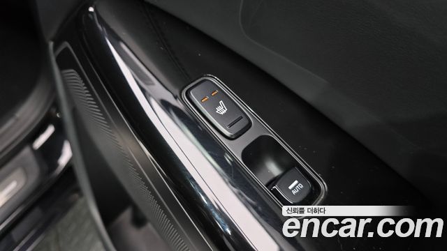 Kia K7 2020 — photo 30