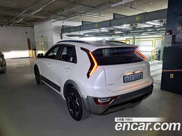 Kia Niro 2023 — photo 5