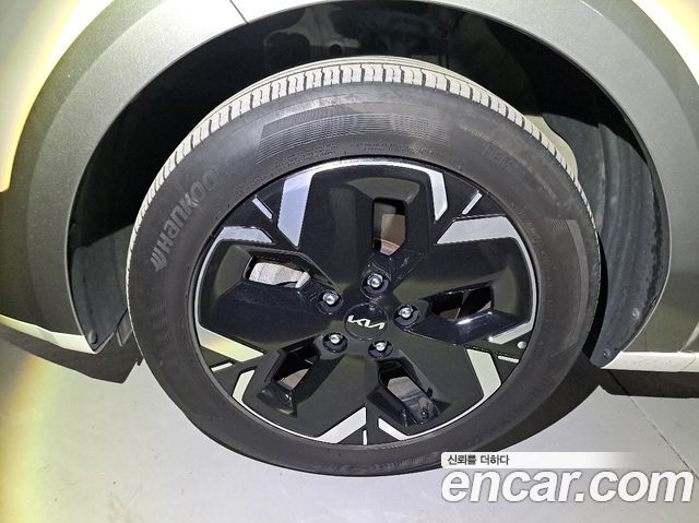 Kia Niro 2023 — photo 6