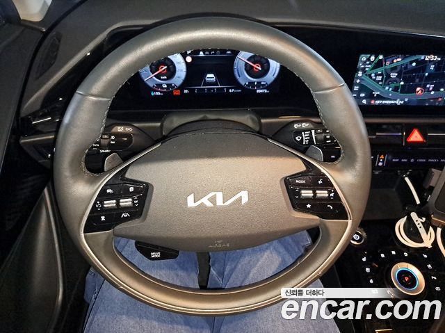 Kia Niro 2023 — photo 8
