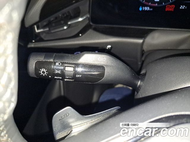 Kia Niro 2023 — photo 18