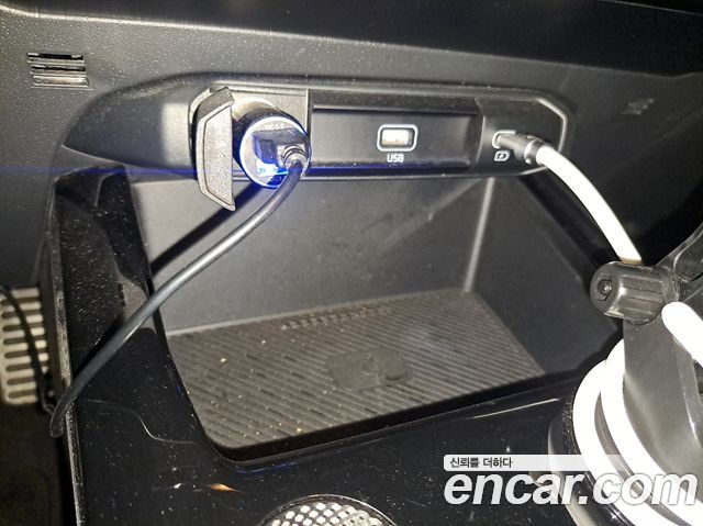 Kia Niro 2023 — photo 16
