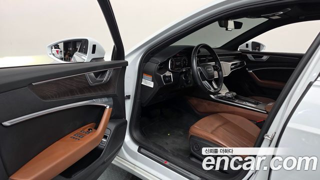 Audi A6 2021 — photo 13