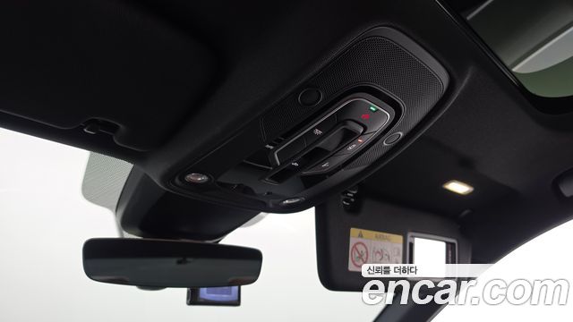 Audi A6 2021 — photo 25