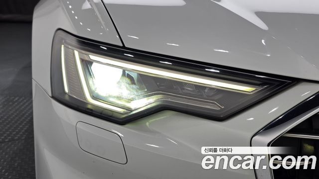 Audi A6 2021 — photo 8