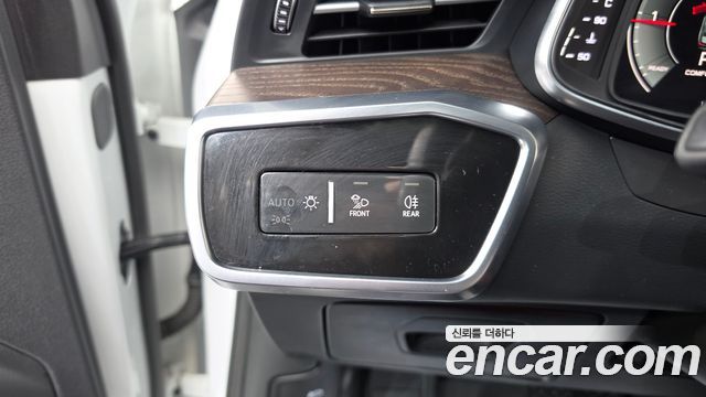 Audi A6 2021 — photo 27
