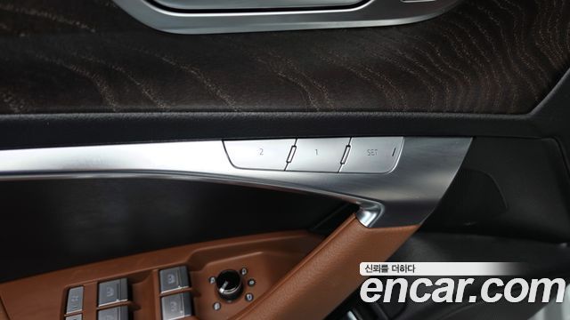 Audi A6 2021 — photo 30