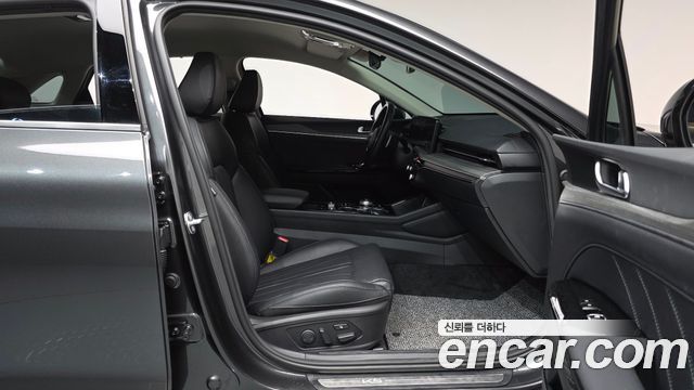 Kia K5 2026 — photo 16