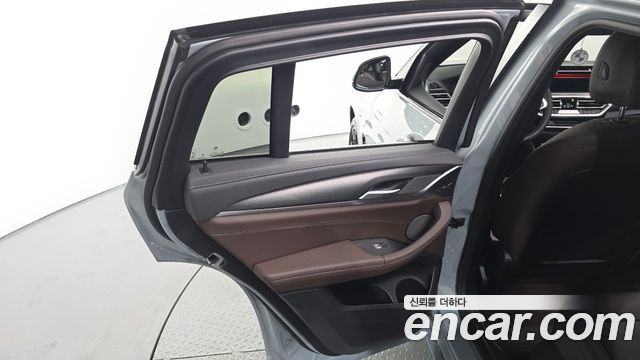 BMW X4 2025 — photo 15