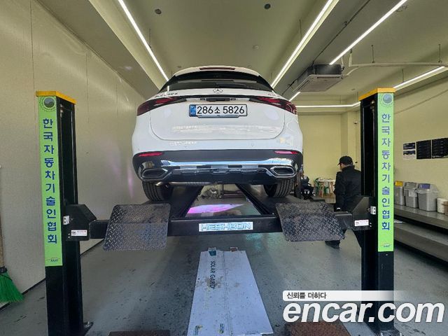 Mercedes-Benz GLC-Class 2026 — photo 2