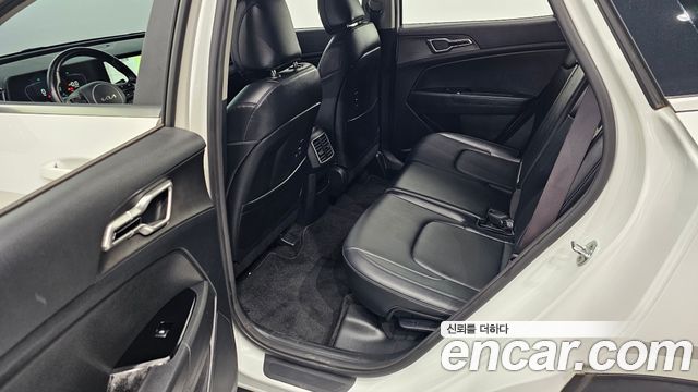 Kia Sportage 2023 — photo 18