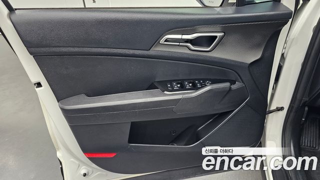 Kia Sportage 2023 — photo 14