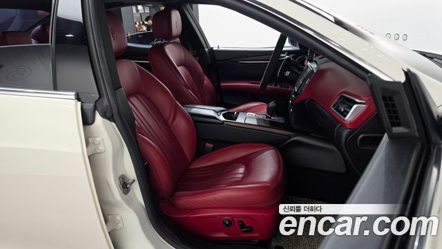 Maserati Ghibli 2016 — photo 11